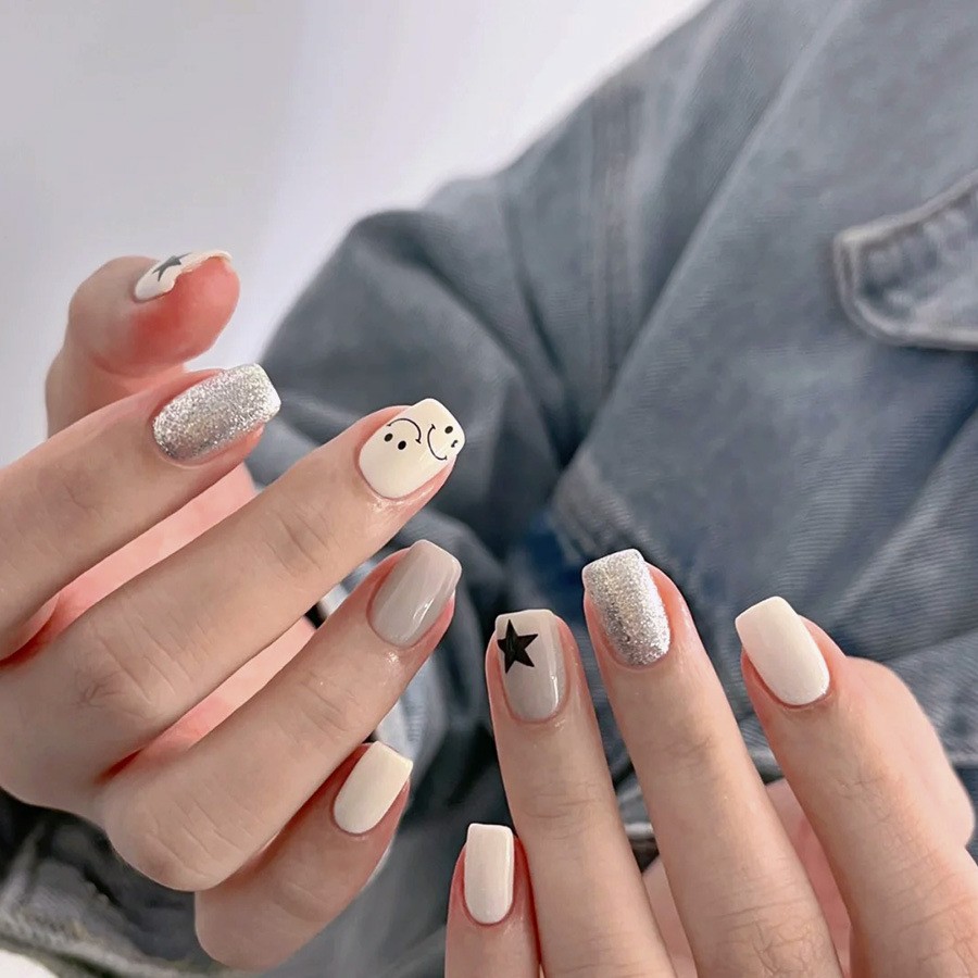 48 Pcs Star Smiley Press on Nails, Short Square Glitter Nude Daily Fake Nails