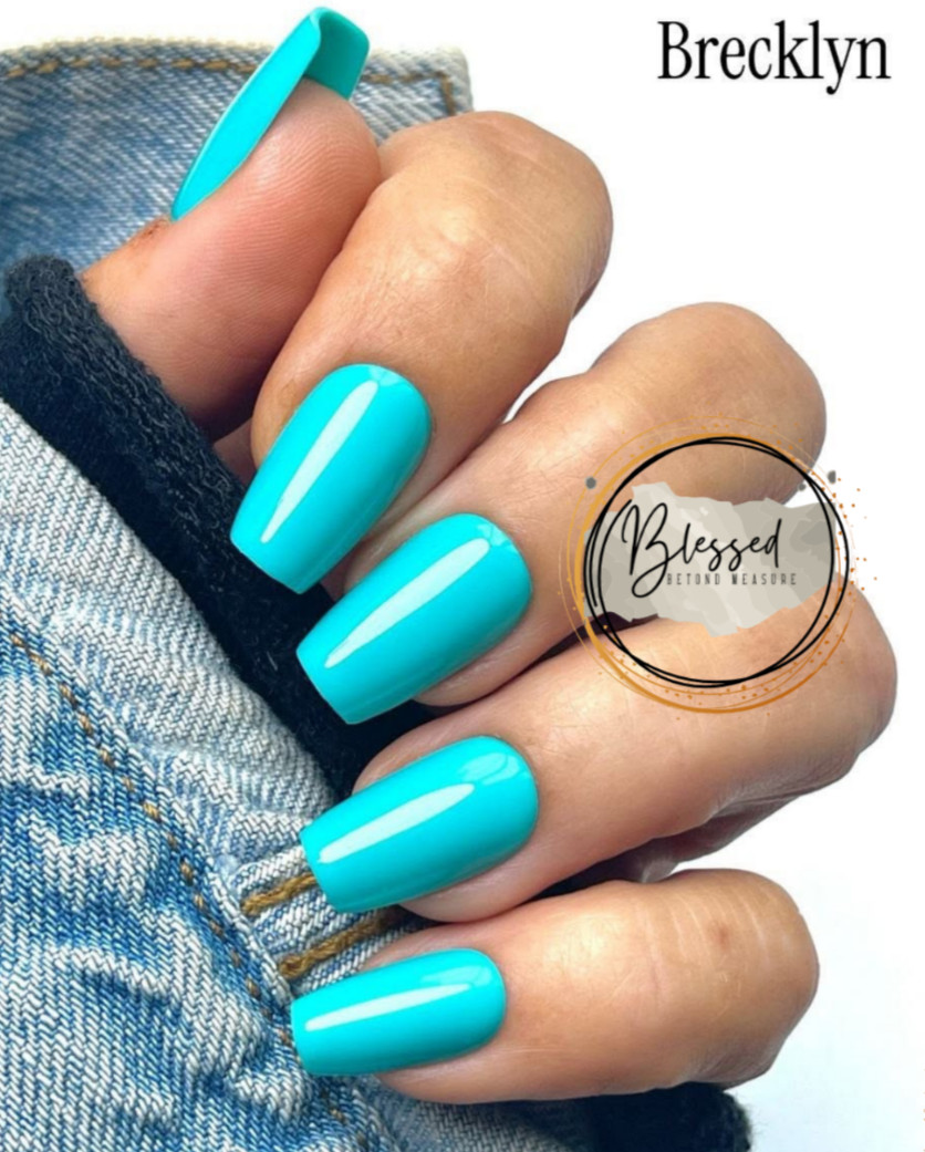 Red Aspen Press On Nails- Squash Blossom Blue, Brecklyn Medium Coffin Blue