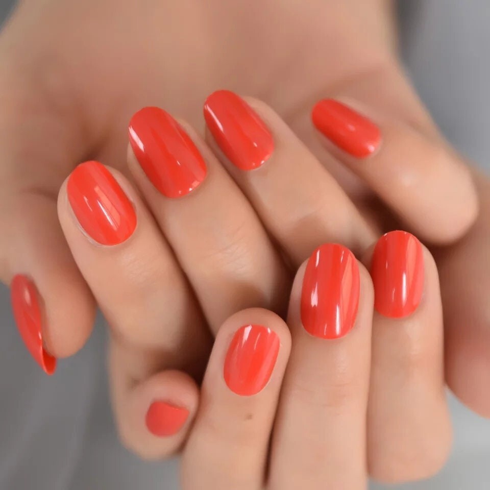 24 Red Press on nails kit with glue almond rounded oval short medium
