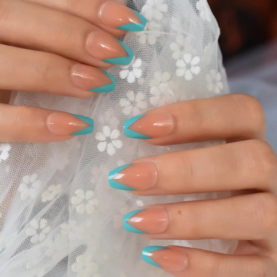 24 Medium Press on Nails kit glue on turquoise rim aqua v french nude