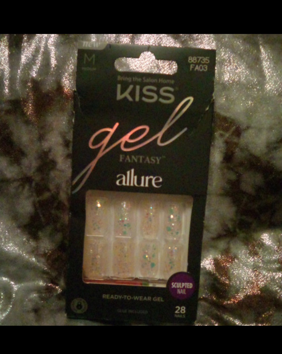KISS Allure HOW DAZZLING, Glittery Confetti Nails, Glue, FA03, Holiday Glam🎊