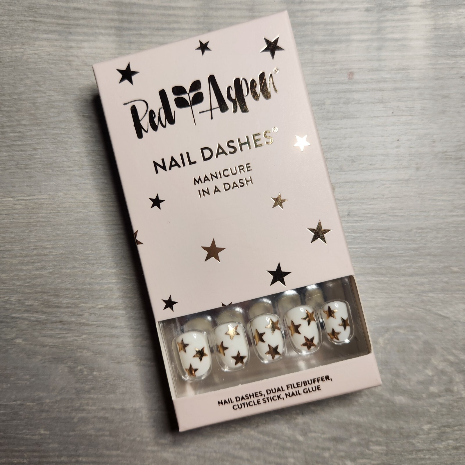 Press On Nails Boots with the Spurs, Shelly Short Square Christmas Red Aspen