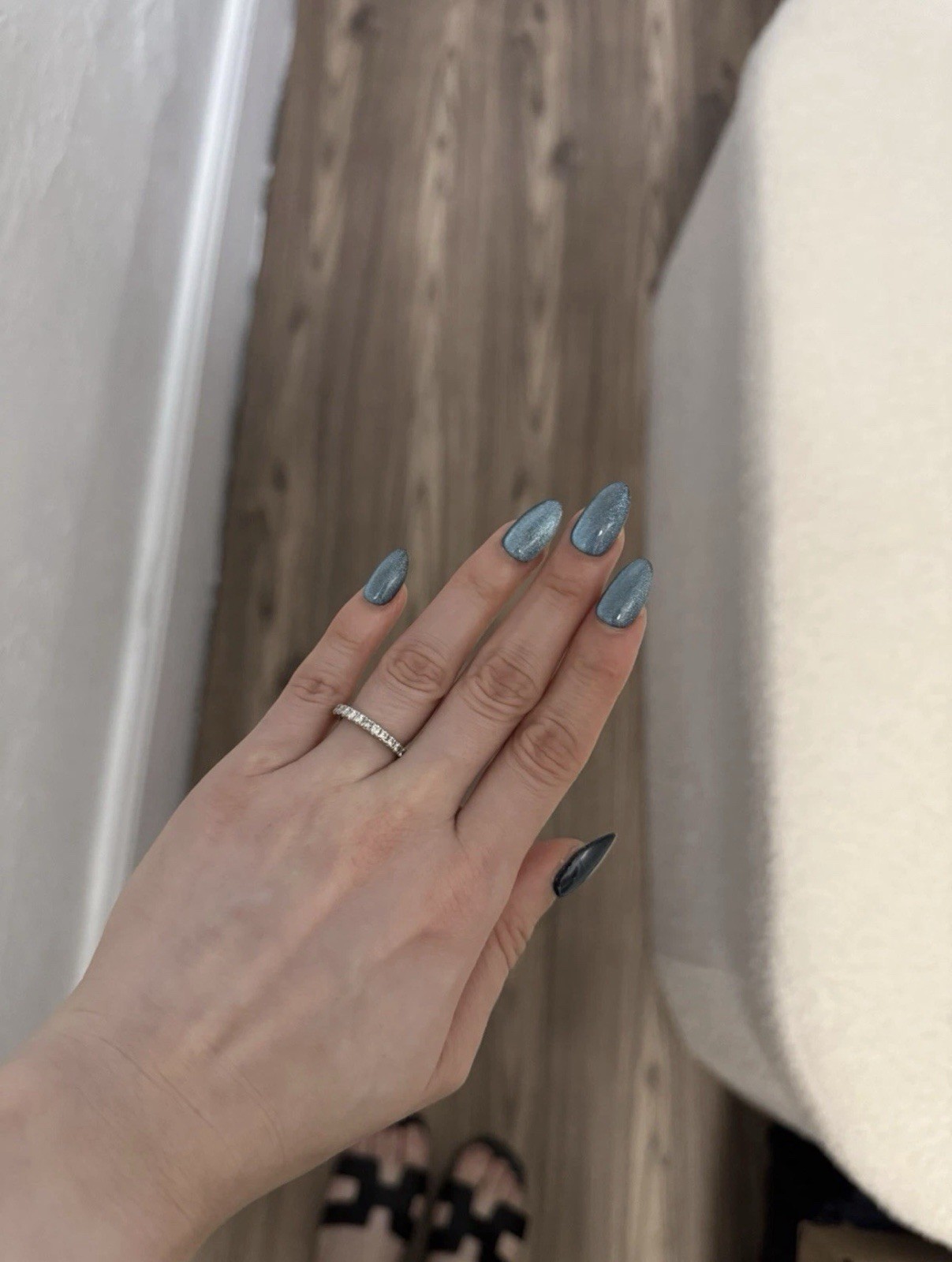 Reusable Glossy Press-On Nails – Salon Look, Easy Apply, Multiple Colors