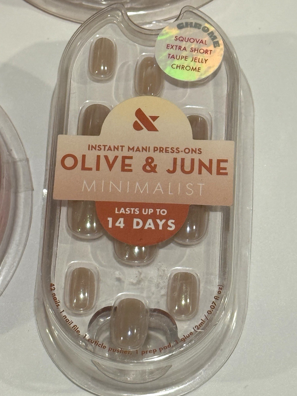 Olive & June Press-On Nails Short White Floral Chrome Neutral Bundle X4