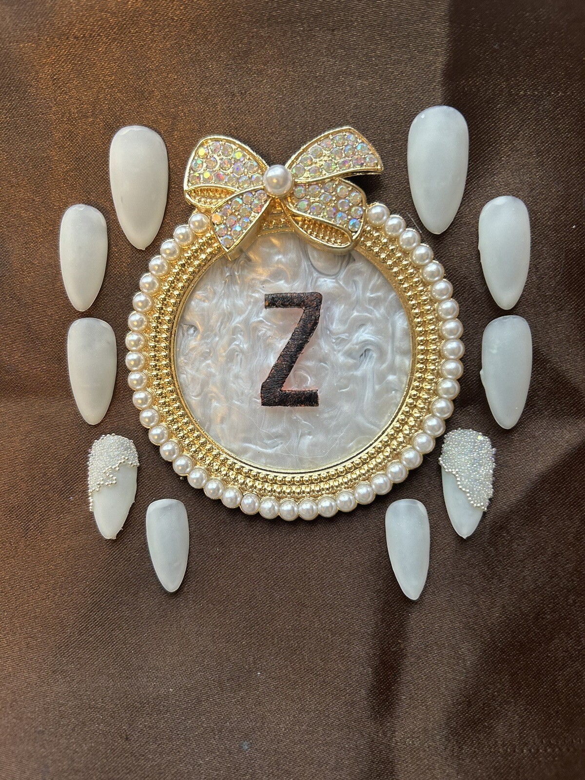 Z NAILZ!Handmade Matte White M Almond W/Embellishment Ring Finger Press On Nails