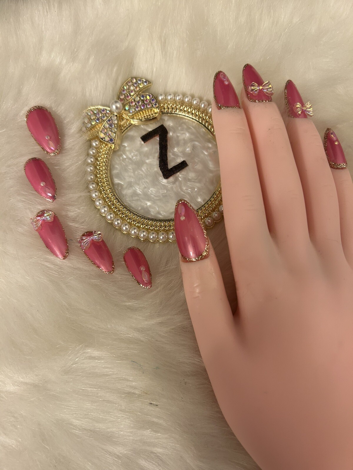 Z NAILZ! Gorgeous Set of Handmade Embellished Pink Med. Almond Press On Nails