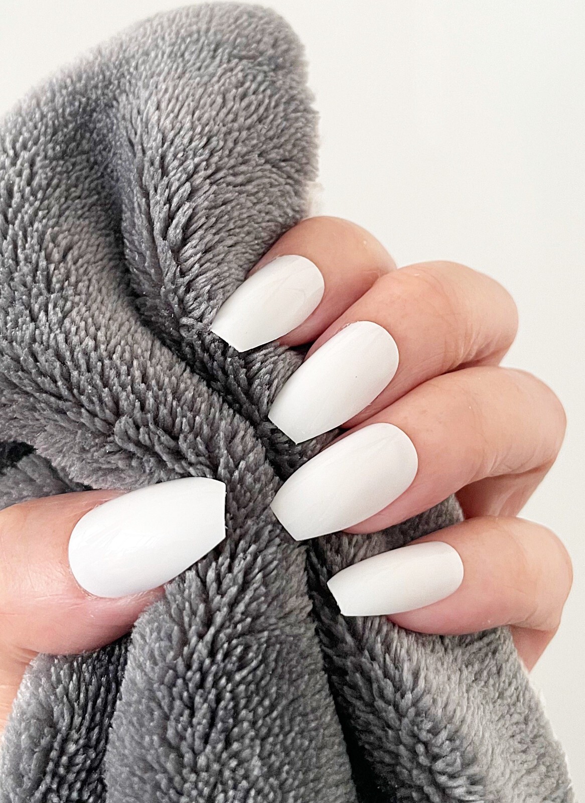 Handmade Press On Nails – Glossy Short Coffin Nails, Black White Blue Fake Nails