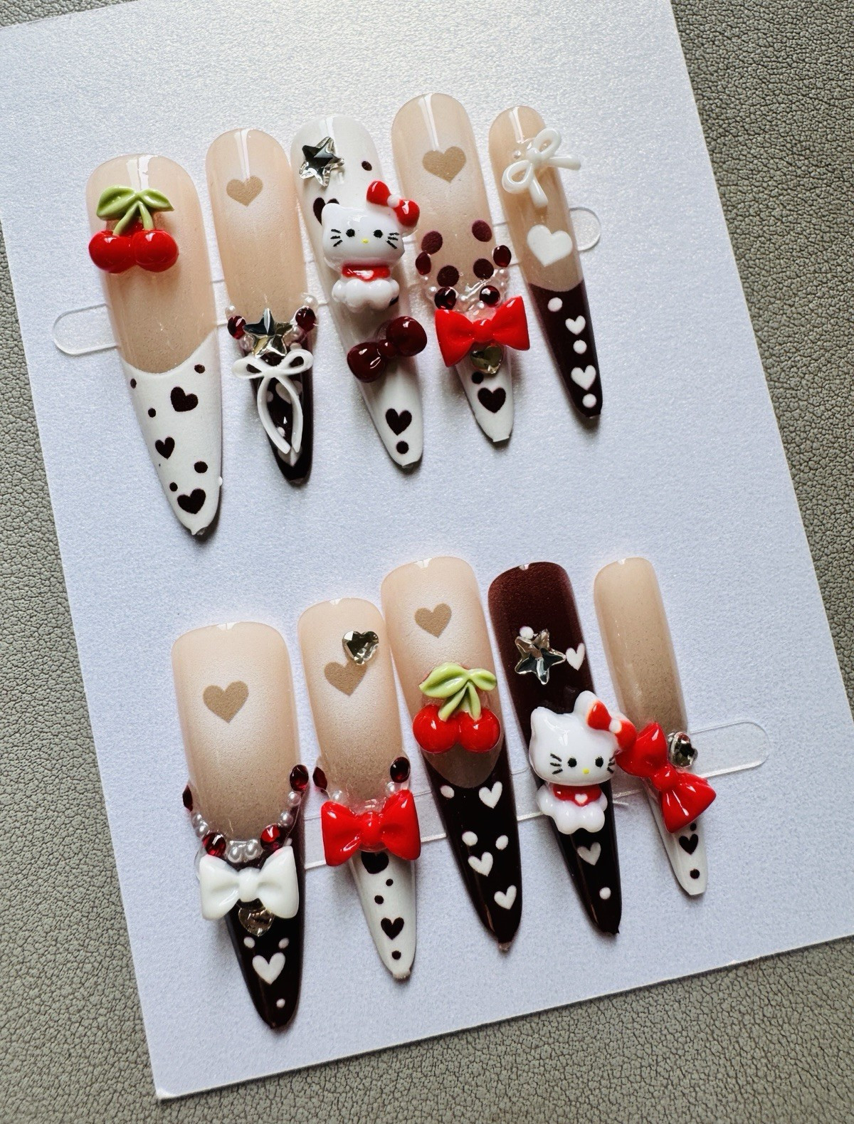 Press-On Nails Long Stiletto Brown/Beige/White/Red Hearts 3D Full Cover
