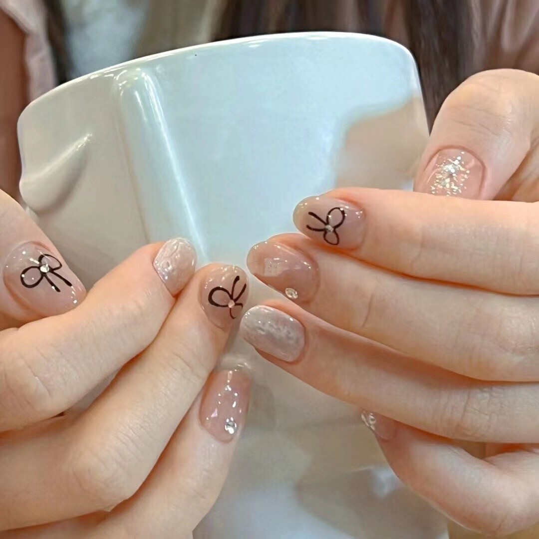 PRESS-ON NAILS – SQUARE SHINNY LACE – BASE – MADE BY HAND HQ