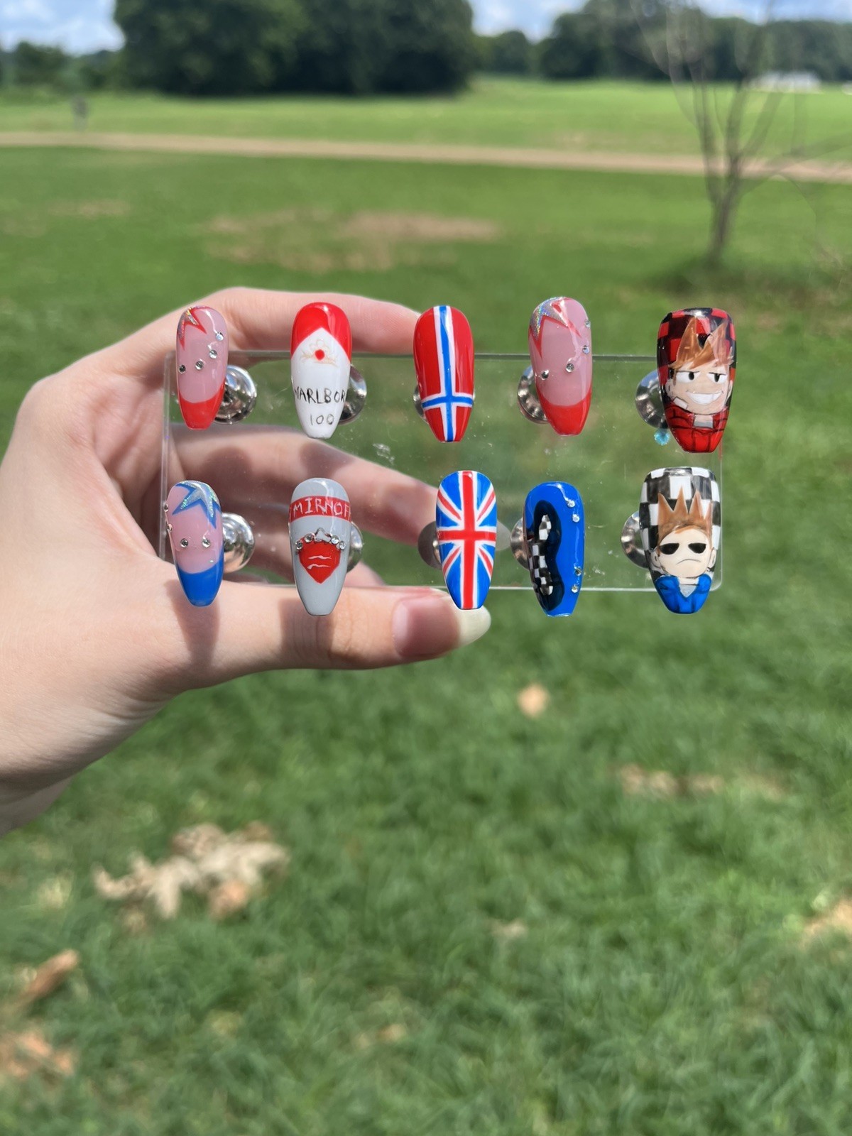 Tomtord – Eddsworld Nails