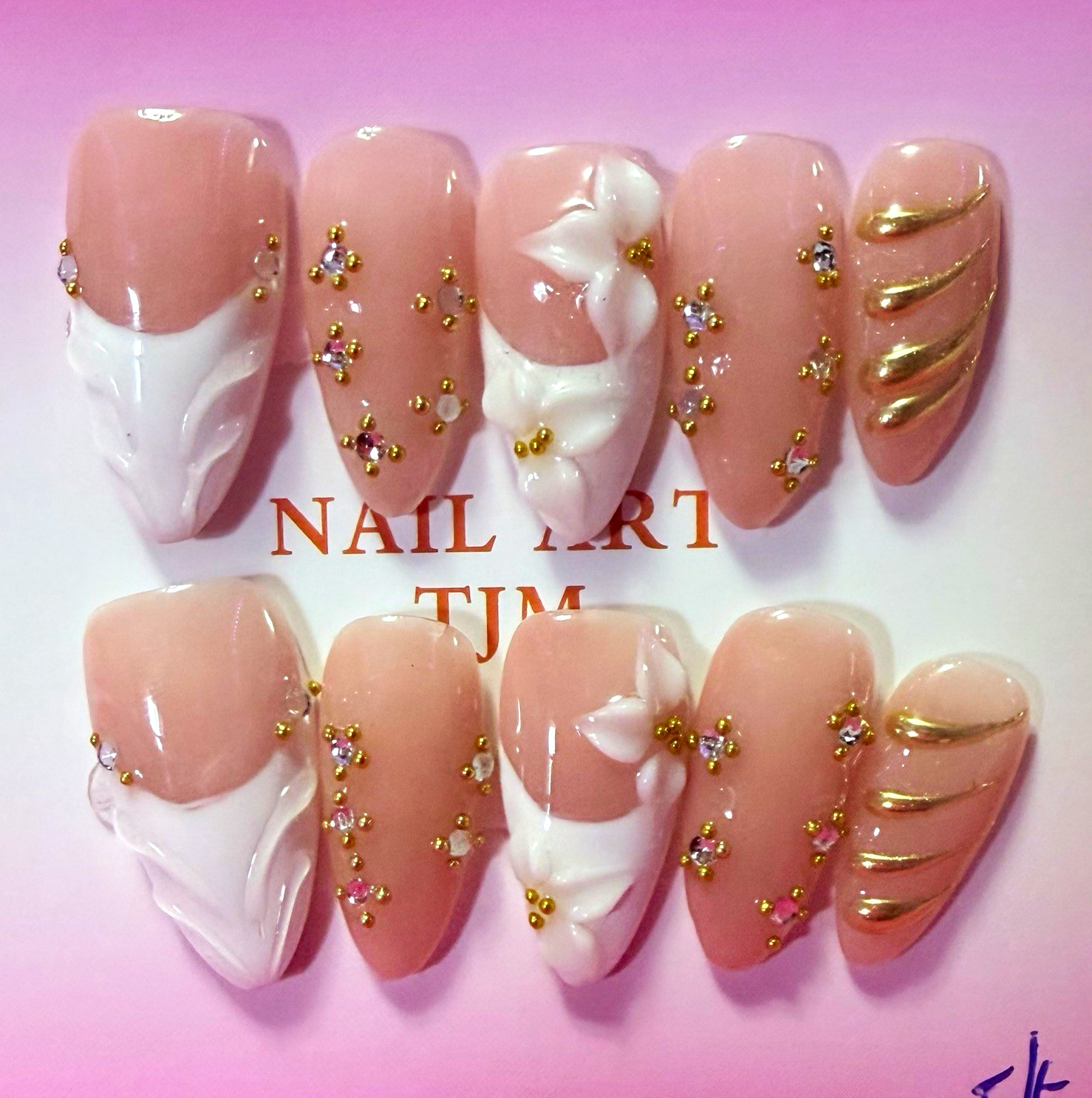 Pink/White/Gold 3D Floral Press-On Nails Set, size large
