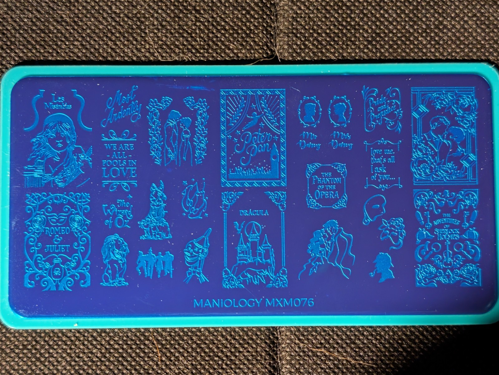 Maniology MxM 075 & 076 Literary Classics And Romances Nail Stamping Plates