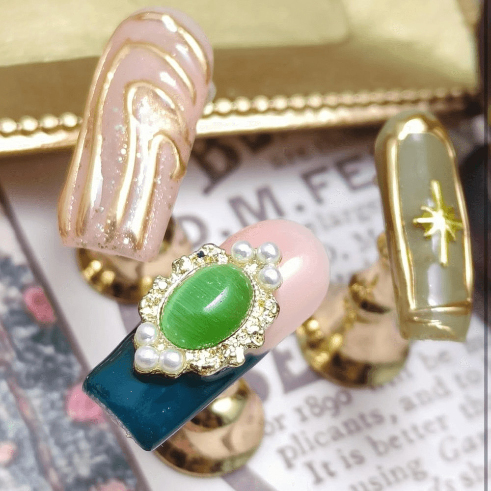 SMALL Green Royal Theme Nail Design Square Press-On Nails Hexagram Nail Art
