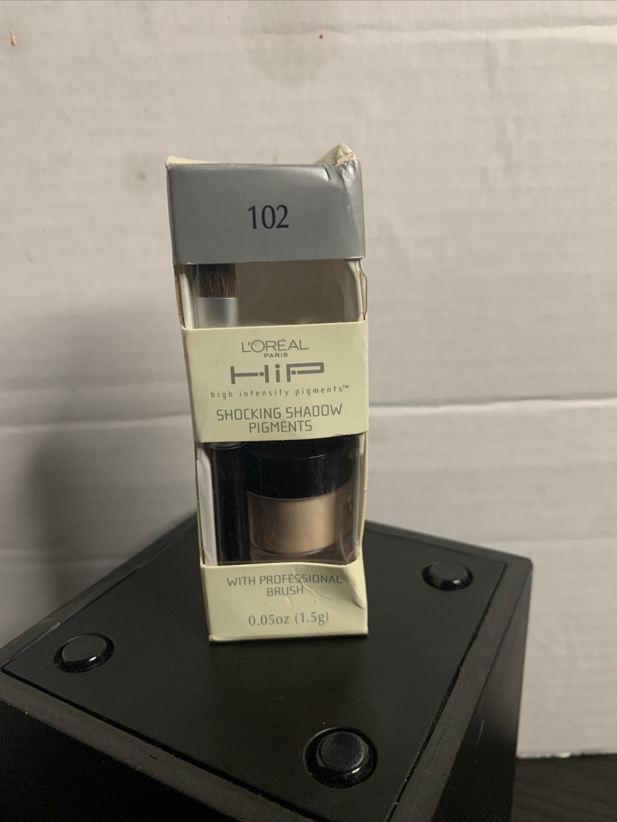 L’oreal HiP SHOCKING SHADOW PIGMENTS With Professional Brush 102 EXCITING!!!
