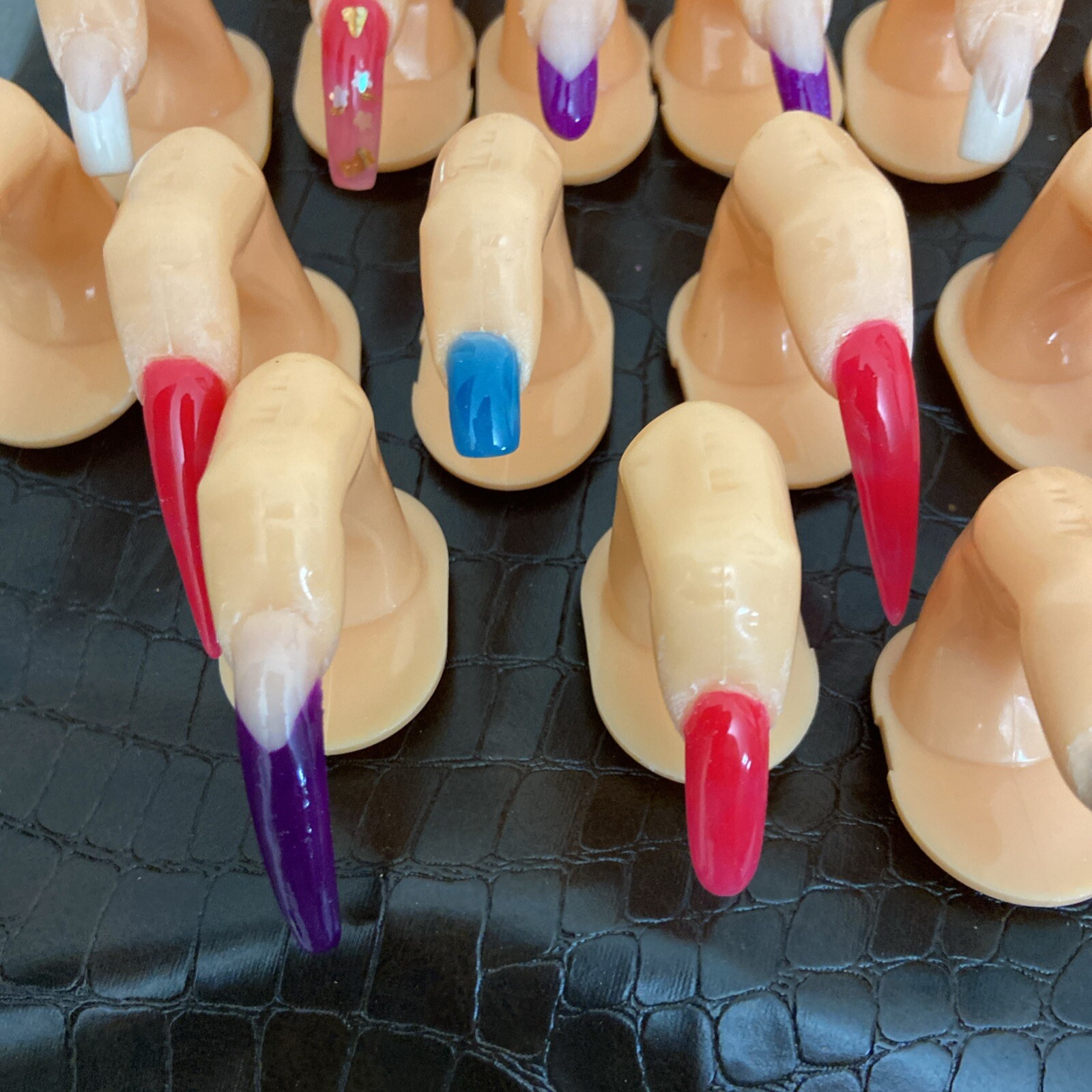 Give Set Of 36 NAIL ART DISPLACE, NAIL ARTS DECORATION STAND, or PRACTICE,