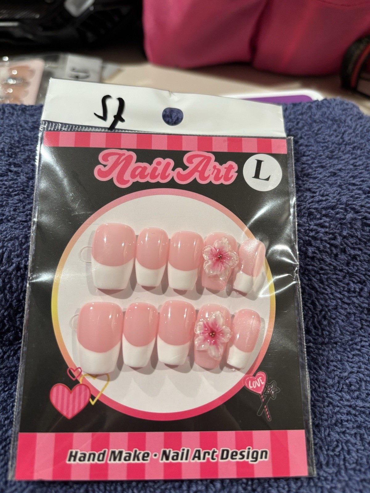 Press-On Nails Medium Length COFFIN. Size Large. 20 Pair