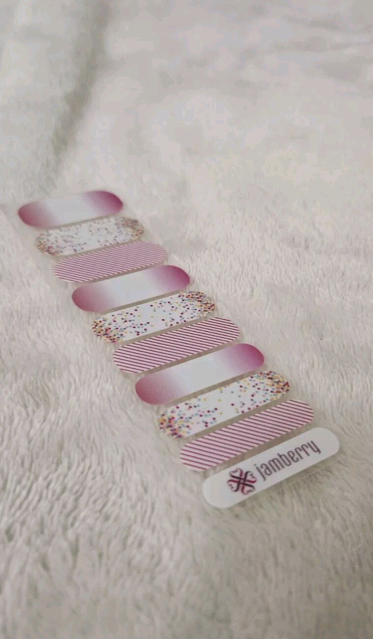Jamberry HALF SHEETS Lot Of 22 METALLIC, GLITTER, & CLEAR!!! Easy NAIL ART