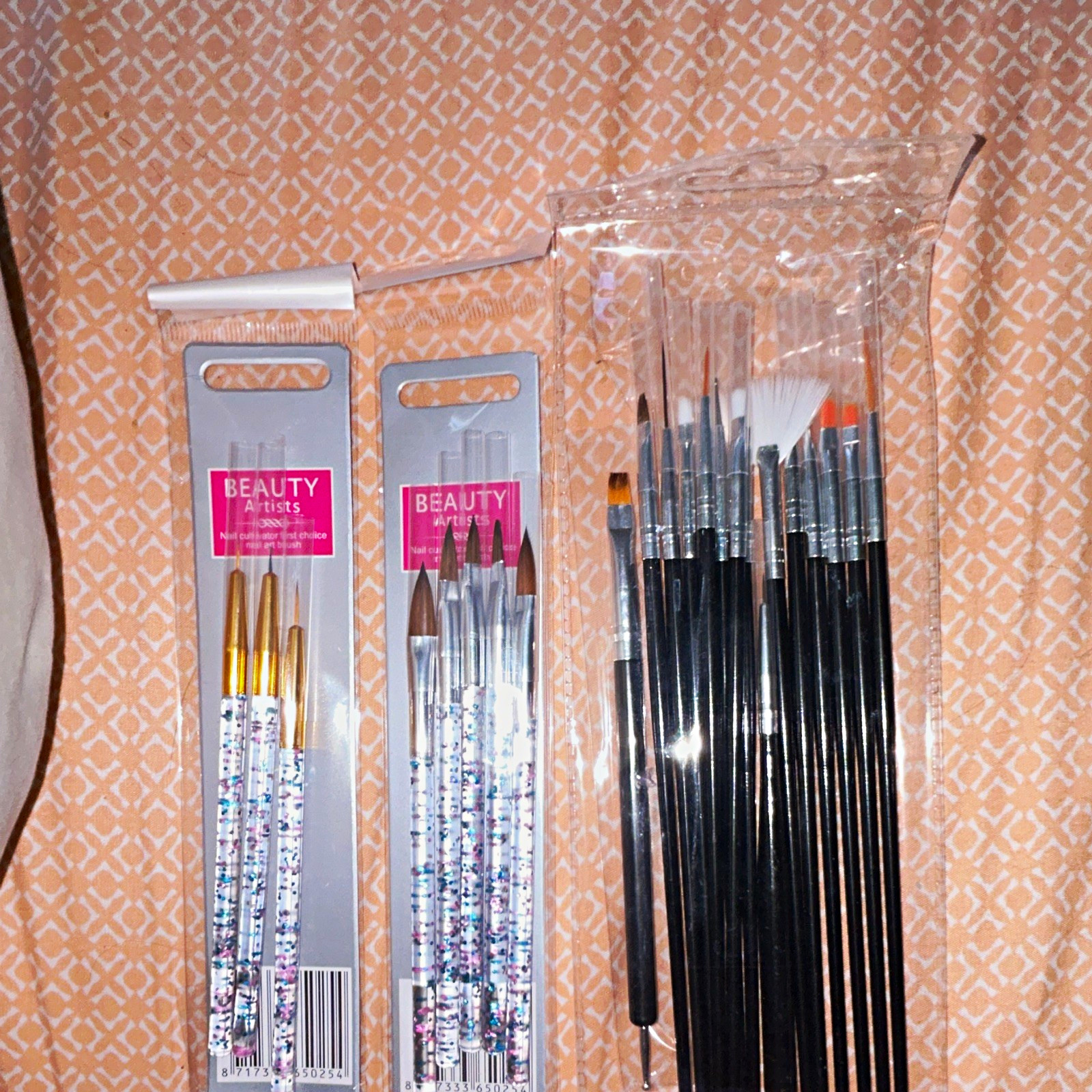 Beauty Artists Nail Art Brush Set w/ Dotting Tool, Glitter, Easy Clean, Plastic