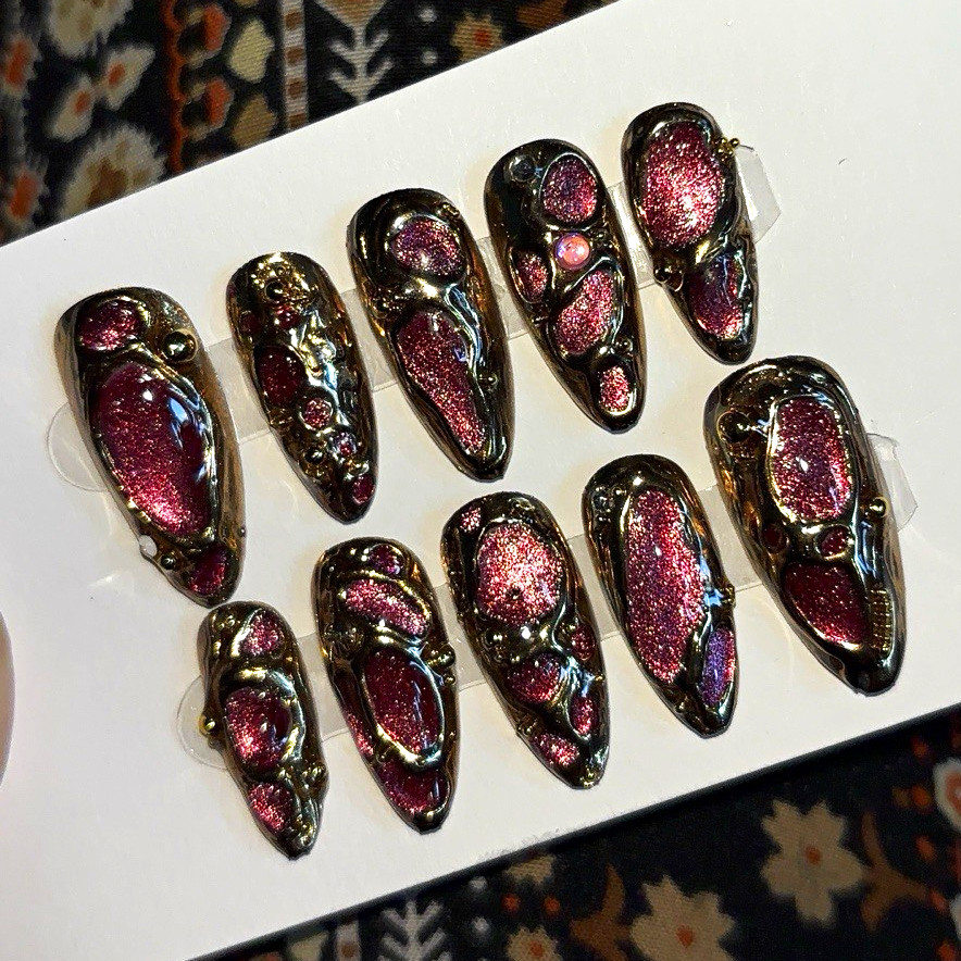 Gold Chrime & Red Cat Eye 3D Bling Press Ons Nail Set Medium Length / Small Size