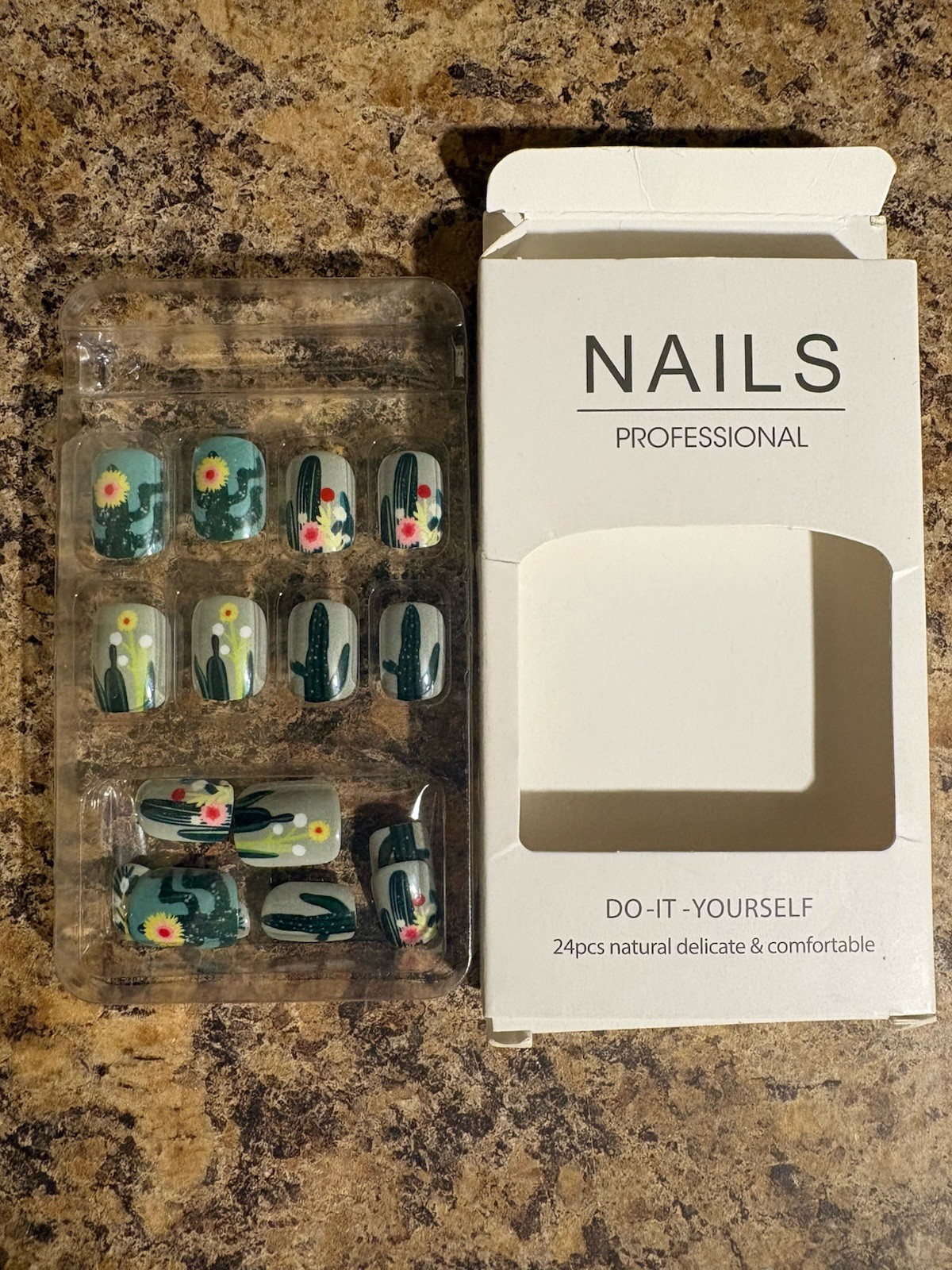 Cactus Flower Press-On Nails Green Pink Yellow White Square Full Cover 24pcs