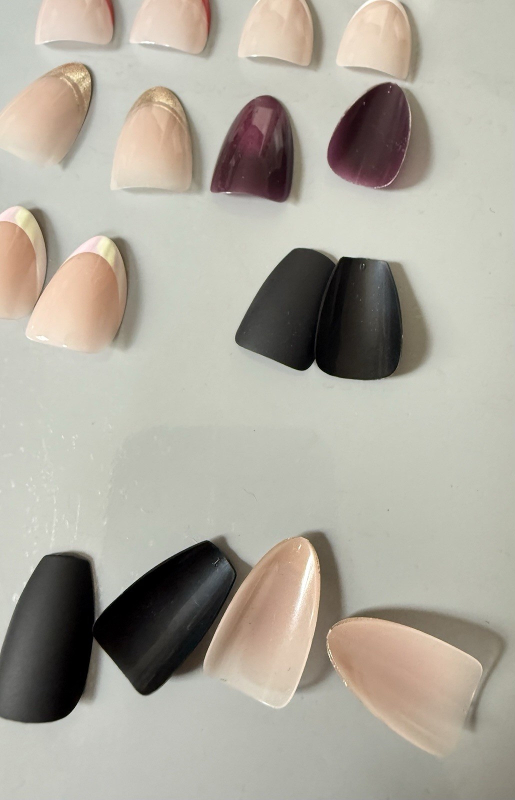 Kiss Nails Sz 0/1 13 Sets Press On Nails Various Colors