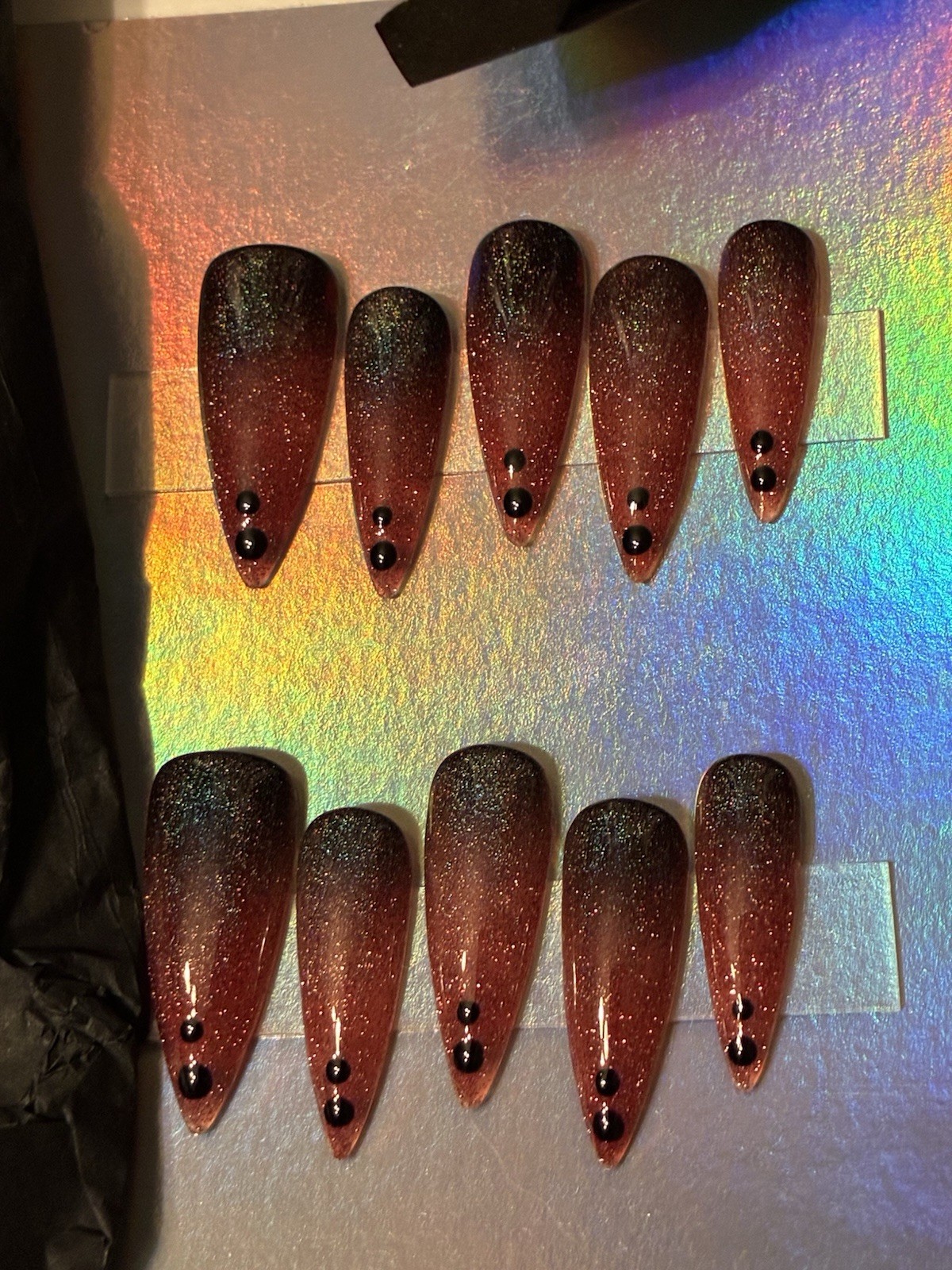 Luxury Designer Stiletto Pink Fade – Dark Glitter 2 Dots Press On Nails Gift Set