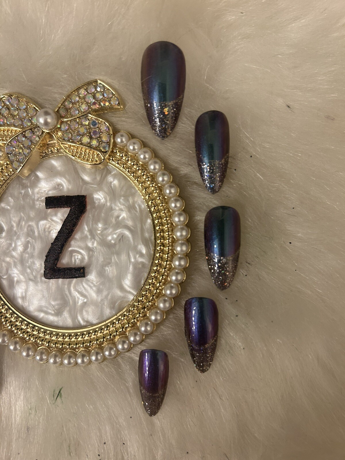 Z NAILZ! Gorgeous Handmade M Almond Green, Purple & Gold Reflective Press Ons