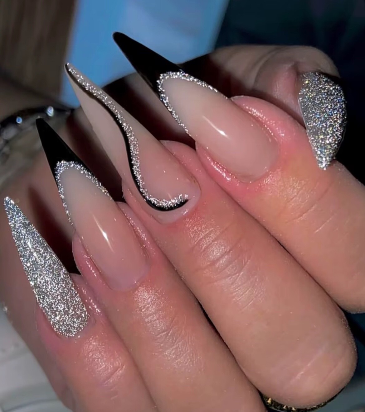 nails