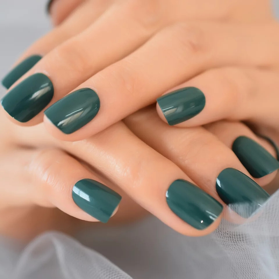 24 Short Press on nail kit w/ glue Dark Green evergreen winter goth