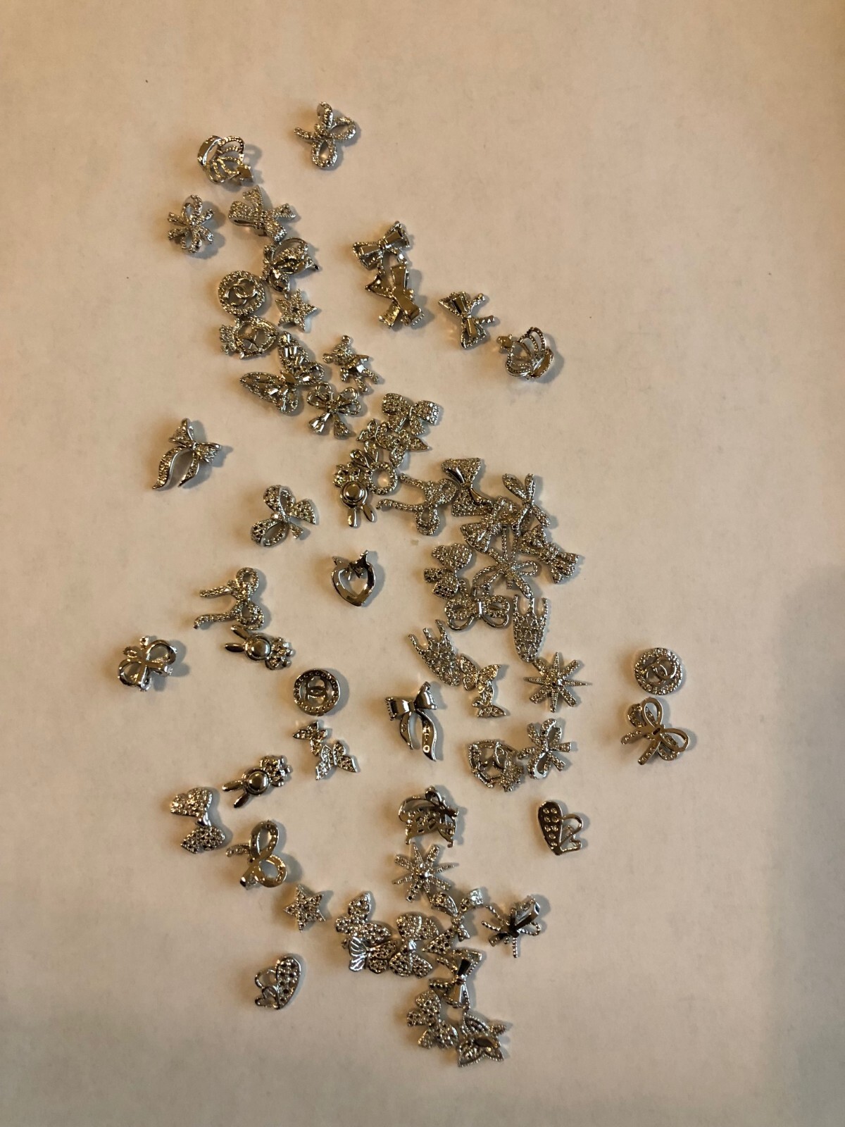 60Pcs Metal Butterfly Bow Knot Crown Heart Bunny Star Nail Charm Gold Silver DIY