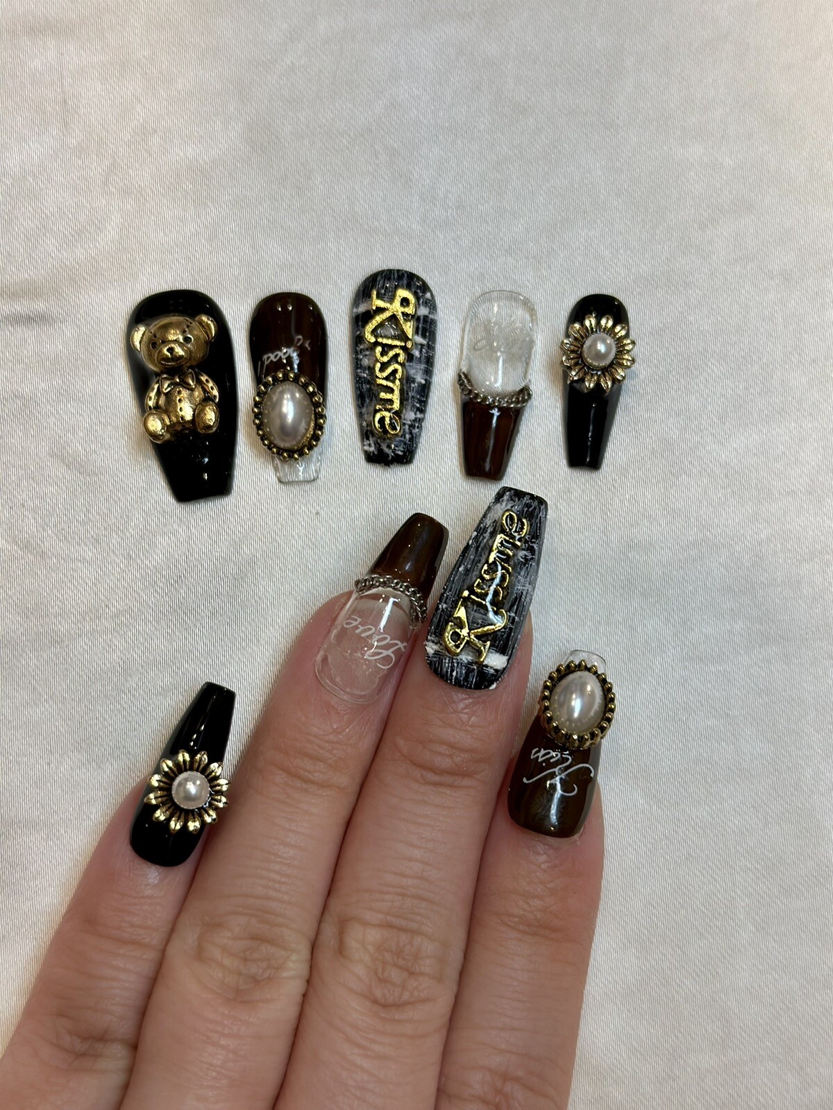 “Kiss Me I’m A Teddy Bear” Beautiful Press On Nails – Handmade – Long RRP $30