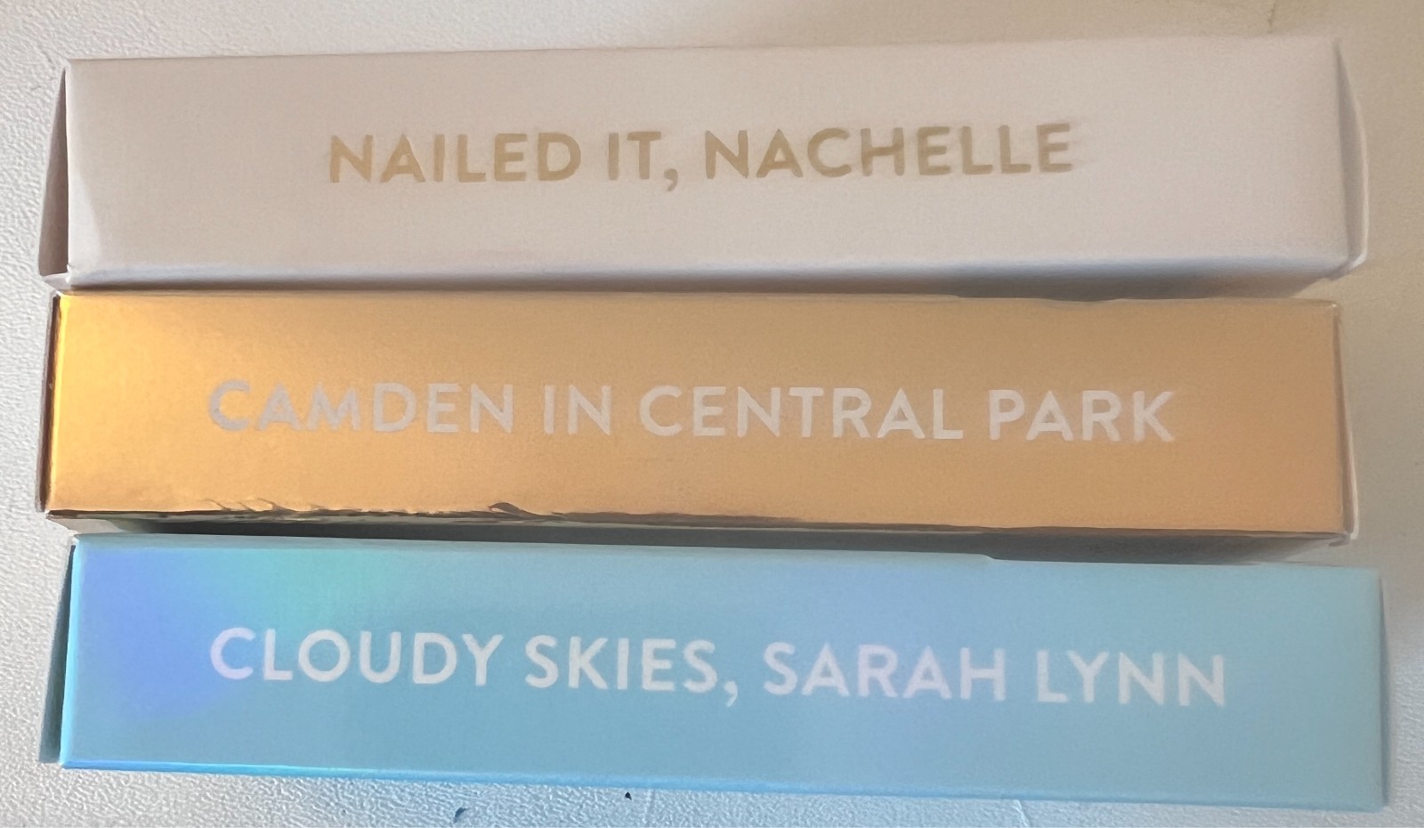 Red Aspen Press On Nails, Medium Coffin, 3 Brand NEW Full Sets Fast shipping
