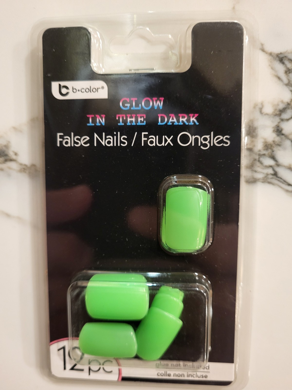 b.color Glow in the Dark Green Square Press-On Nails for Finger, 12 pc