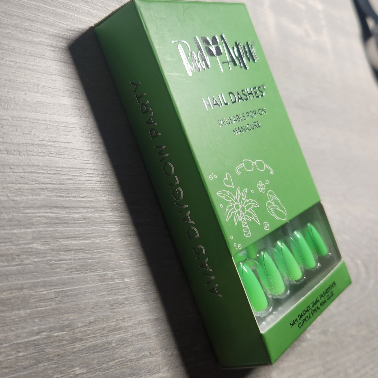 Press On Nails Ava’s Dayglow Party Green Spring Summer Vacation Dashes Red Aspen