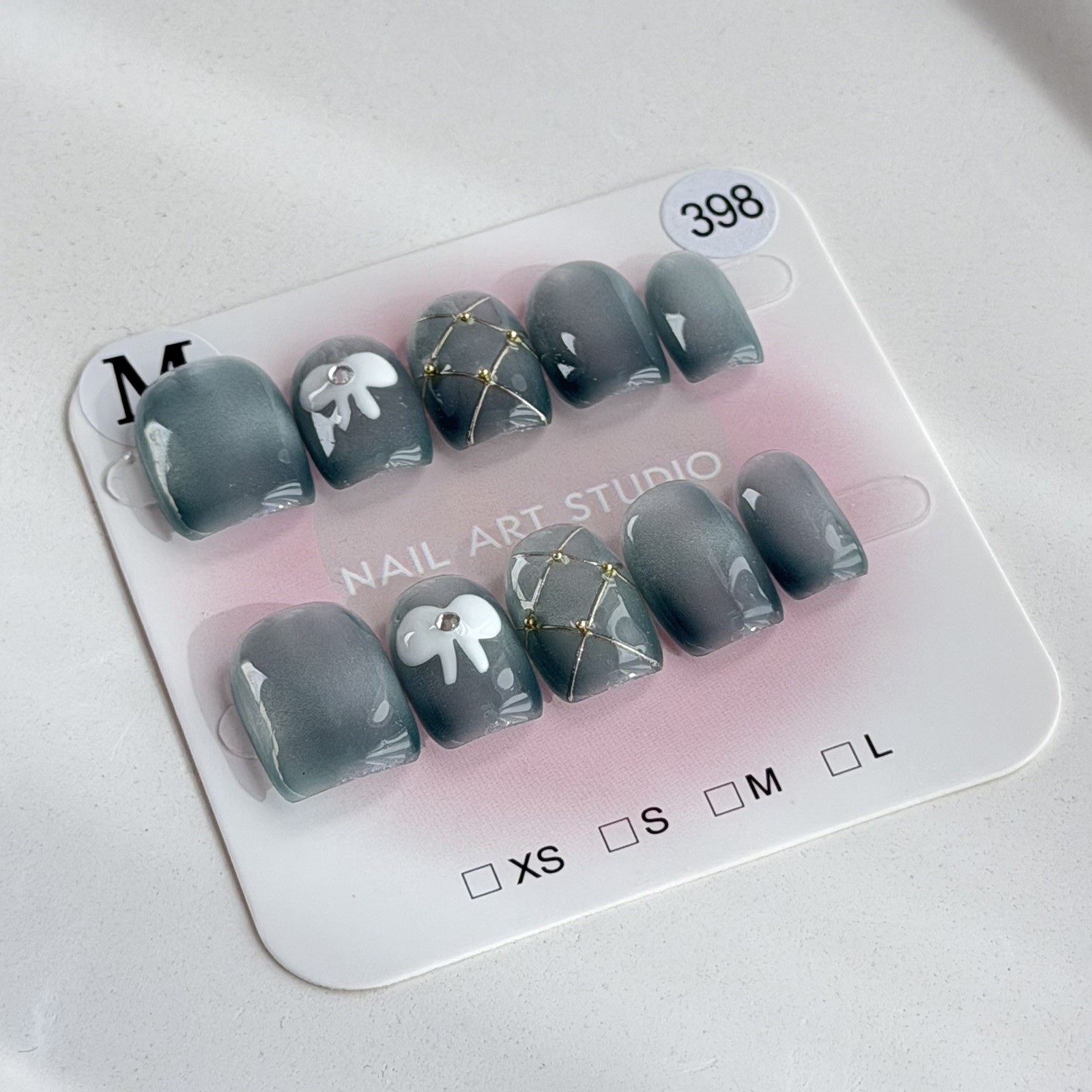 Unique Handmade Press-On Nails Size M | One of a Kind Set, Reusable 256