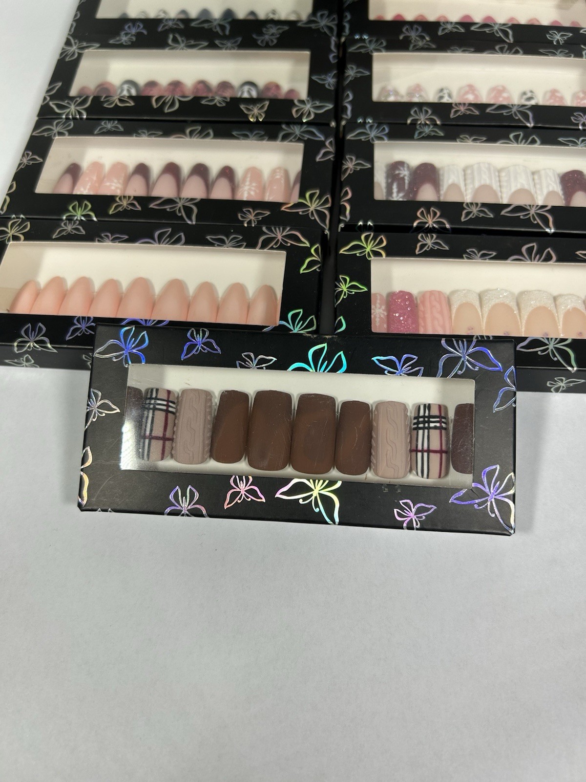(Lot of 18) Press On Nails – Handmade / Boutique Style – New – Mixed Designs