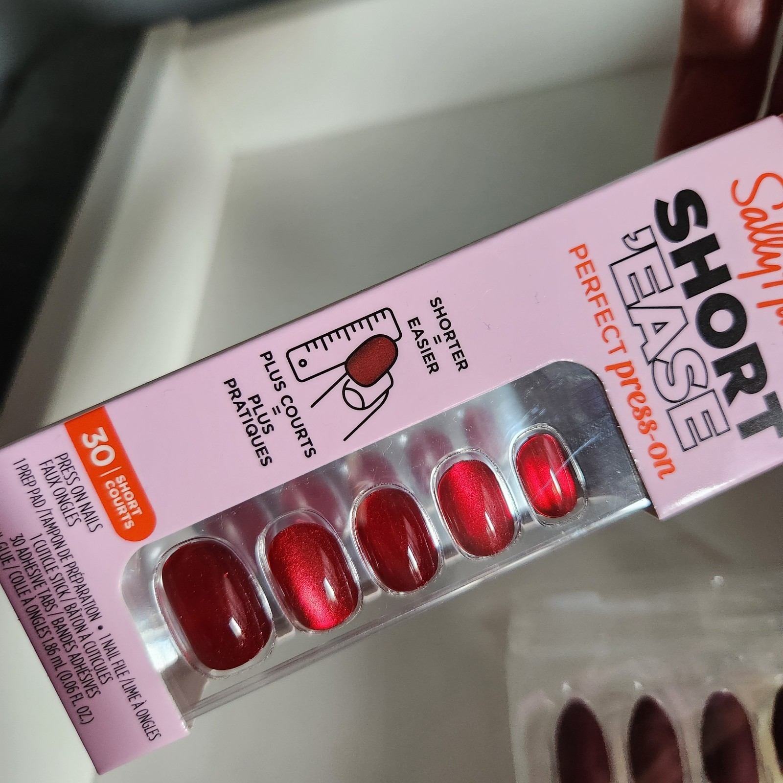 Sally Hansen Perfect Press-on Nails Burgundy Red Short / Medium 1 New +1 Used