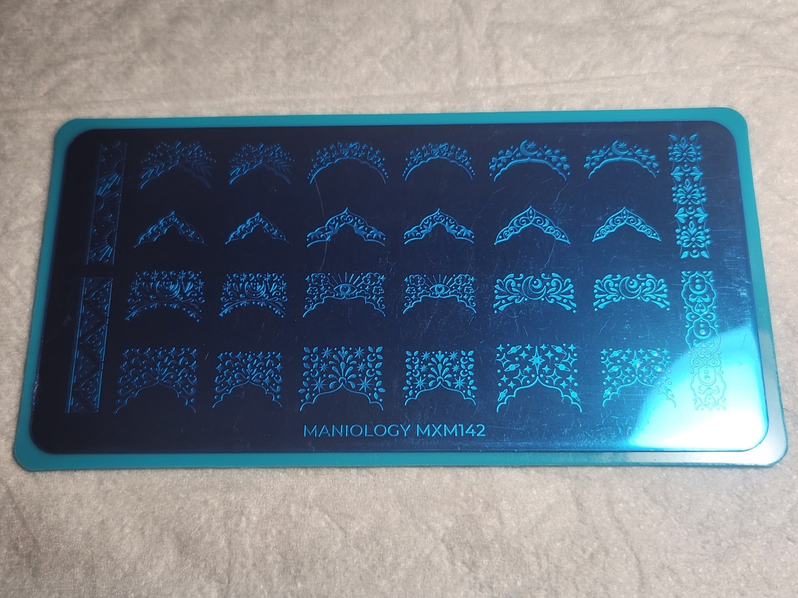 Maniology Lonely Nail Stamping Plate – MXM142 – new