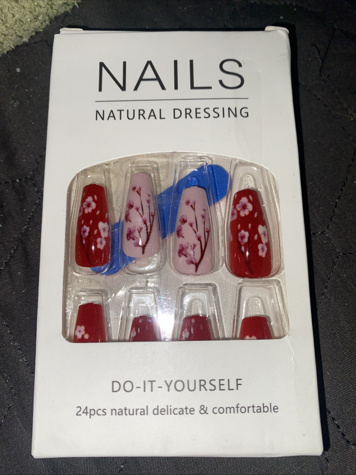 Medium 24 Pc Red Cherry Blossom Nail Tips Boxed Glue & Tabs Nails Ballerina
