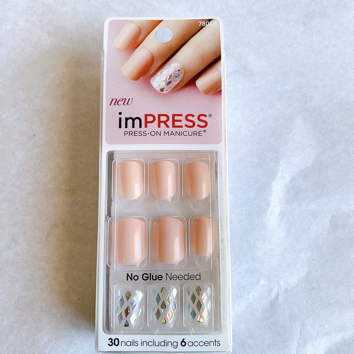 Impress Press On Manicure Nails Squoval Beige Blush Silver Sparkle Neutral