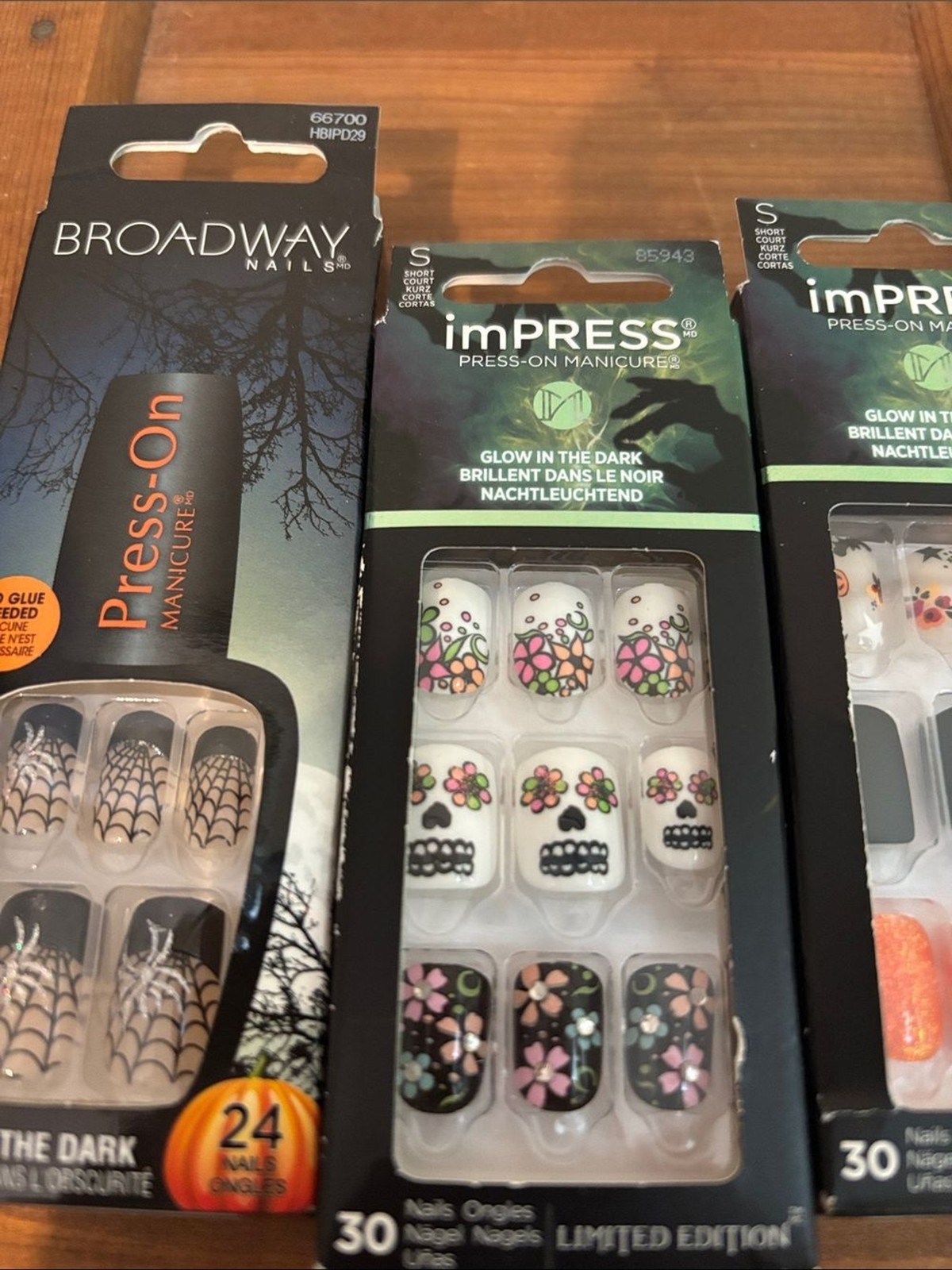 3x Halloween Press On Nails Bundle Kiss imPRESS Broadway Glow In Dark Skulls Web
