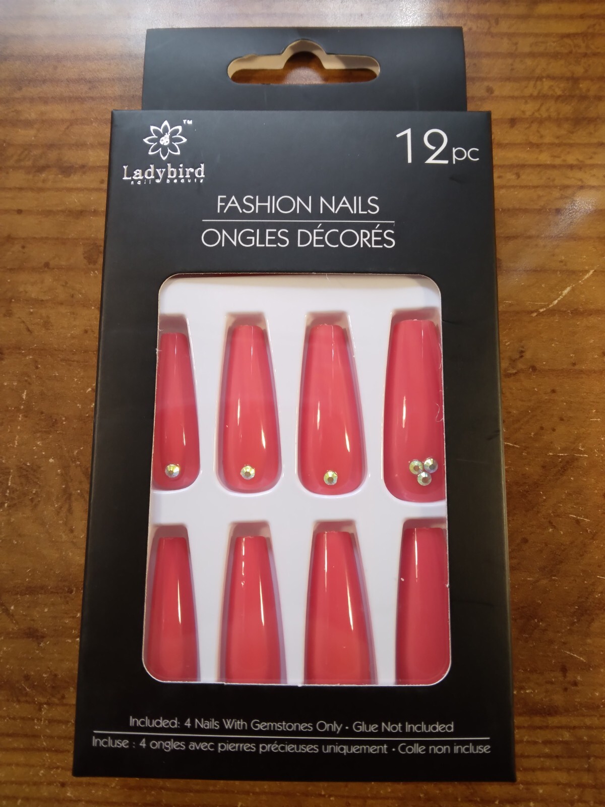 12 Piece finger nail set Red ish 4 with gems 273867
