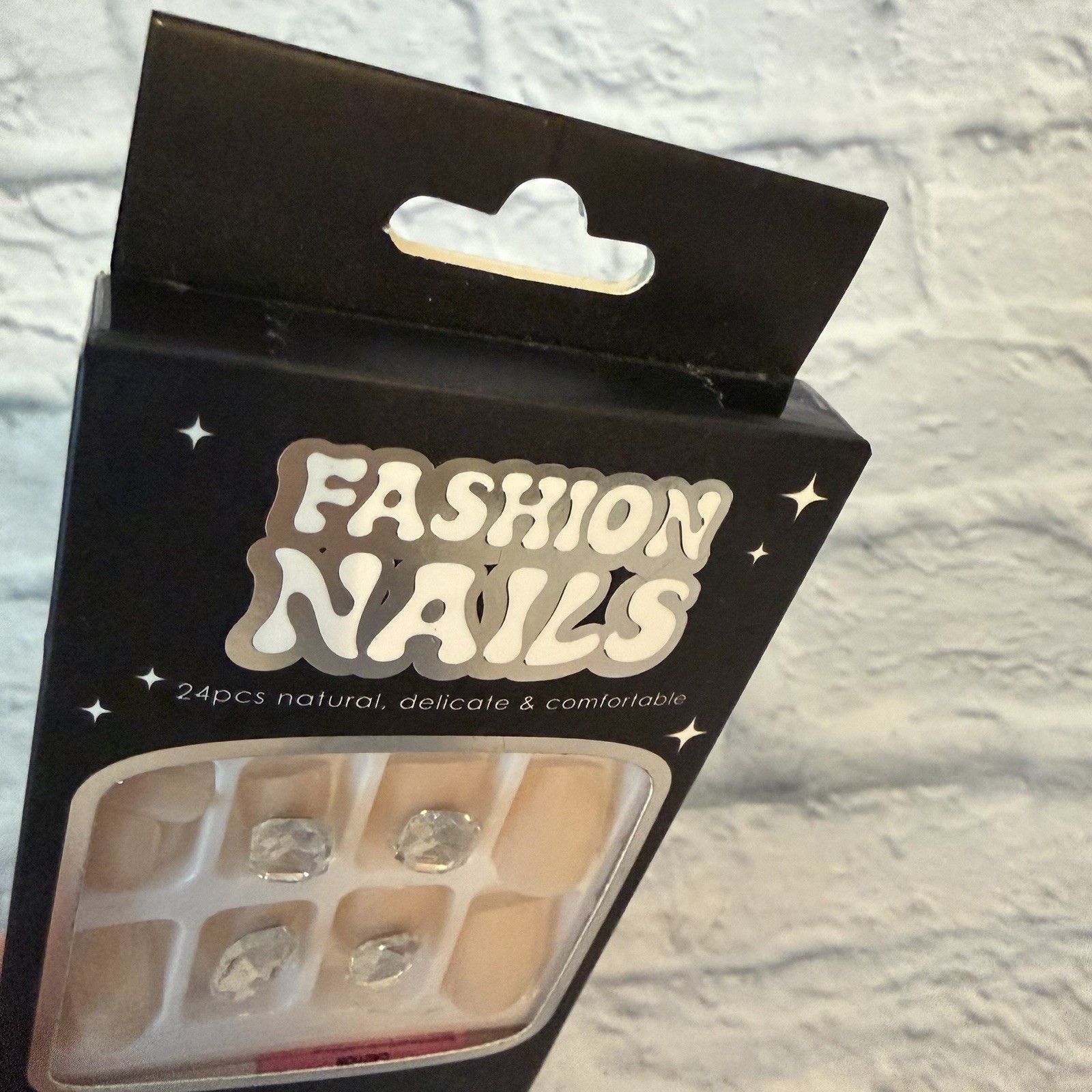 Hot Topic Fashion Nails Nude Rhinestone Press On False Nails 24pc NIB Bling Glam