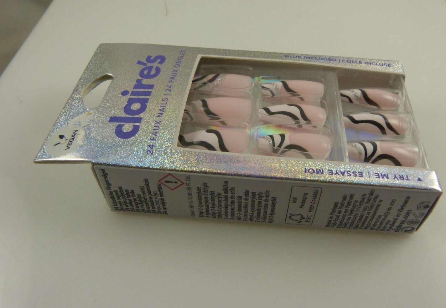 faux false nails elegant long color with glue black white silver Claire’s