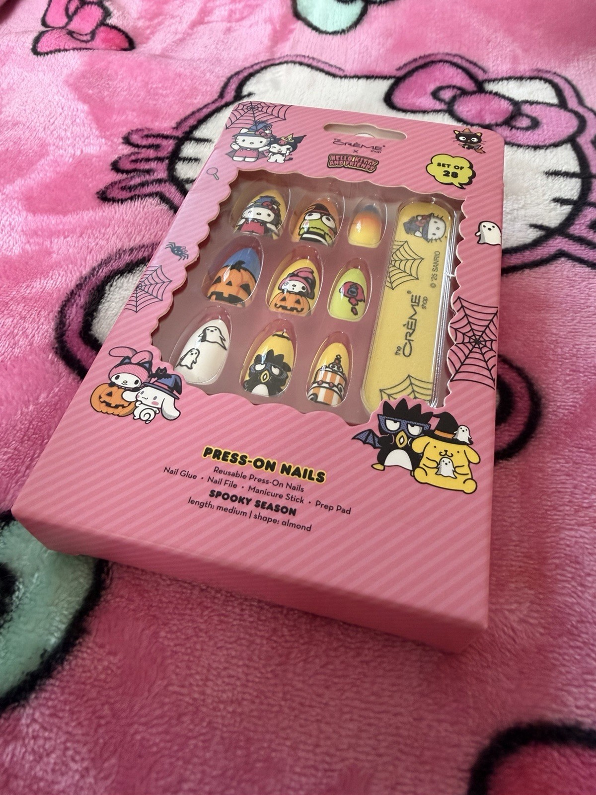 The Crème Shop x Hello Kitty Halloween Press-On Nails Reusable Almond Medium