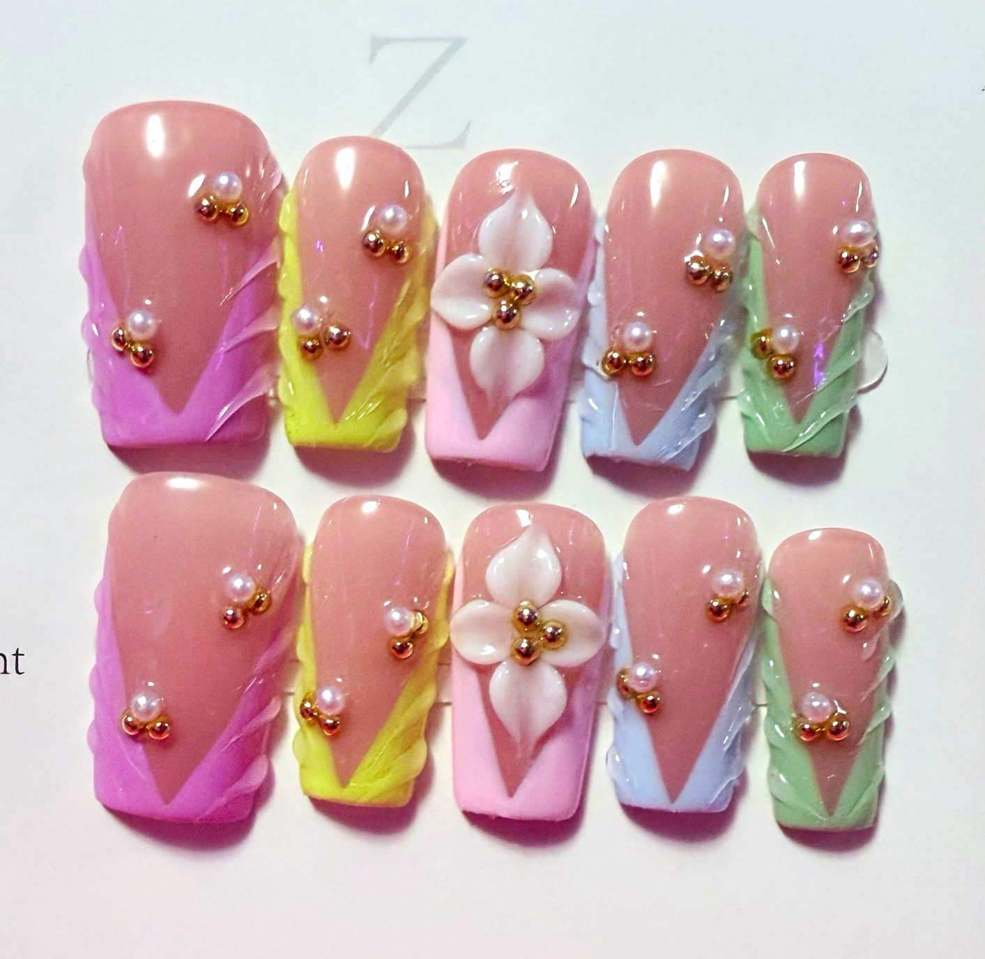 Pink/Yellow/White/Blue/Green 3D Floral Square Press-On size large