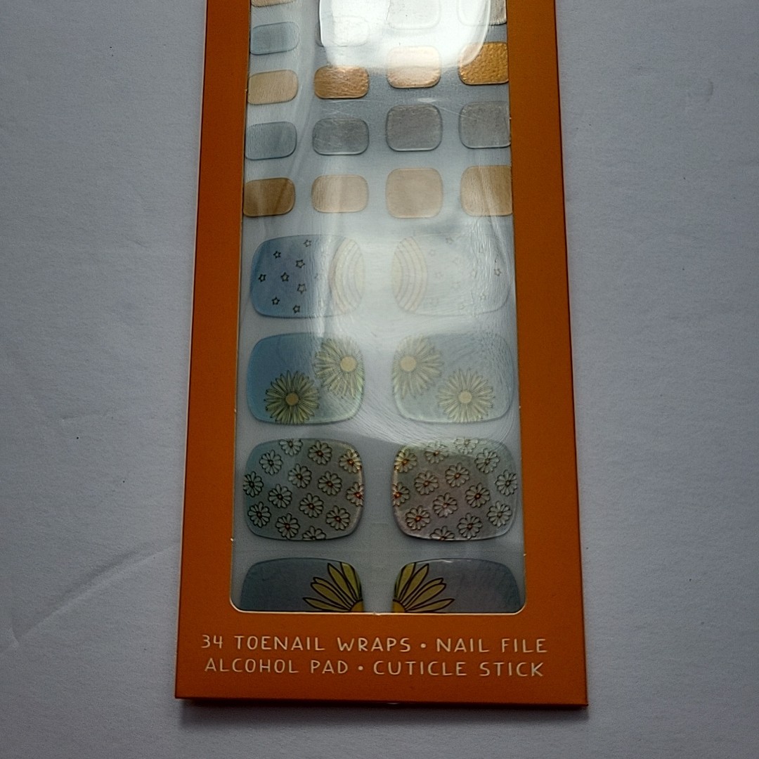 Studio Oh! Nail Wrap Kit 34 Toe Nail Wraps Nail File Alcohol Pad Cuticle Stick