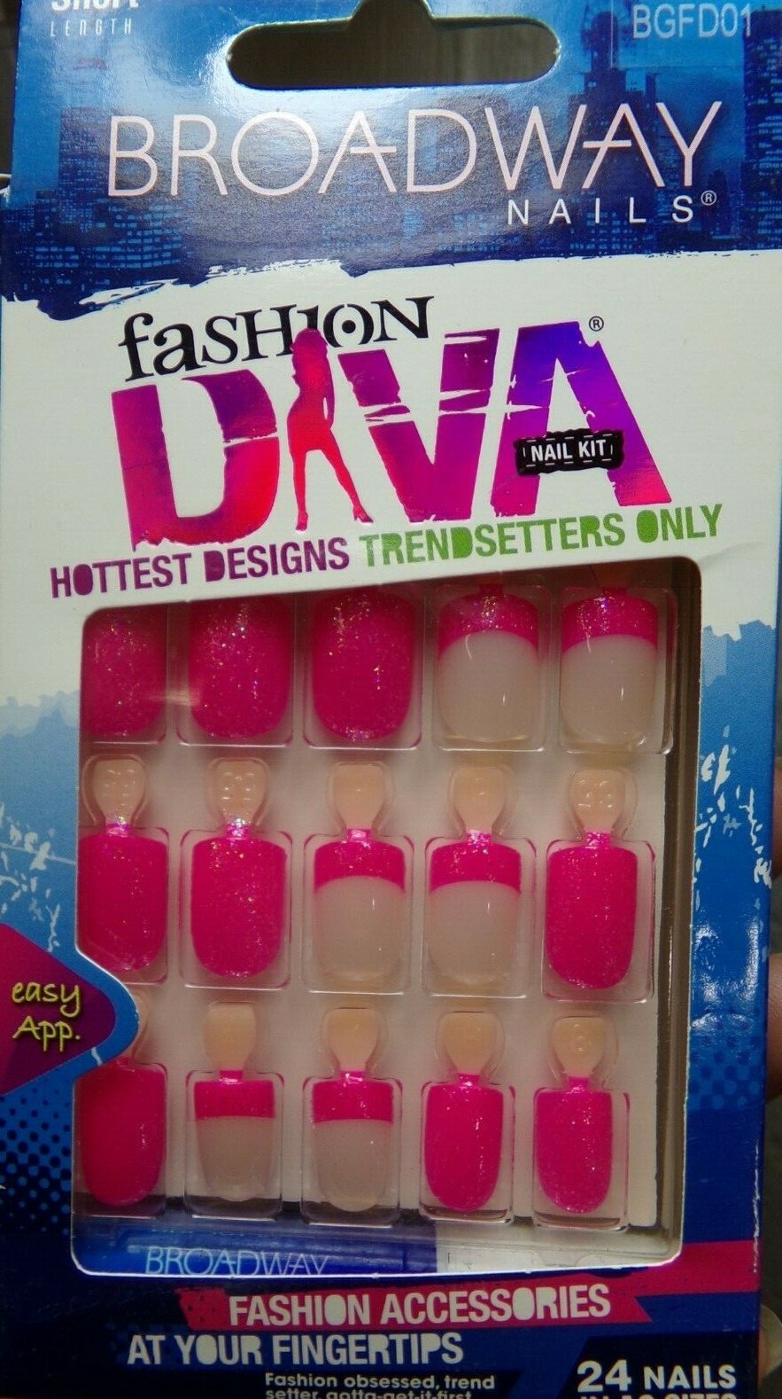 BROADWAY FOR KISS Tabbed NAILS GLUE ON Short -Pink with Halo Glitter