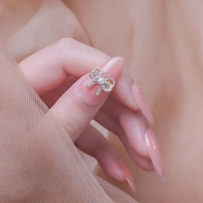 50Pc Random Luxury Nail Art Dangle Jewelry (Heart Bowknot) Mixed Style 3D Nail