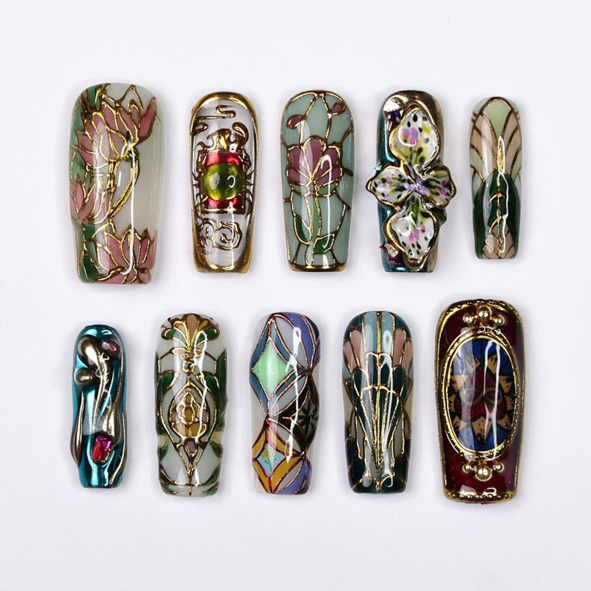 Vintage Lotus Handmade Press on Nails Gold Line Gem Stained Glass Fake Nails
